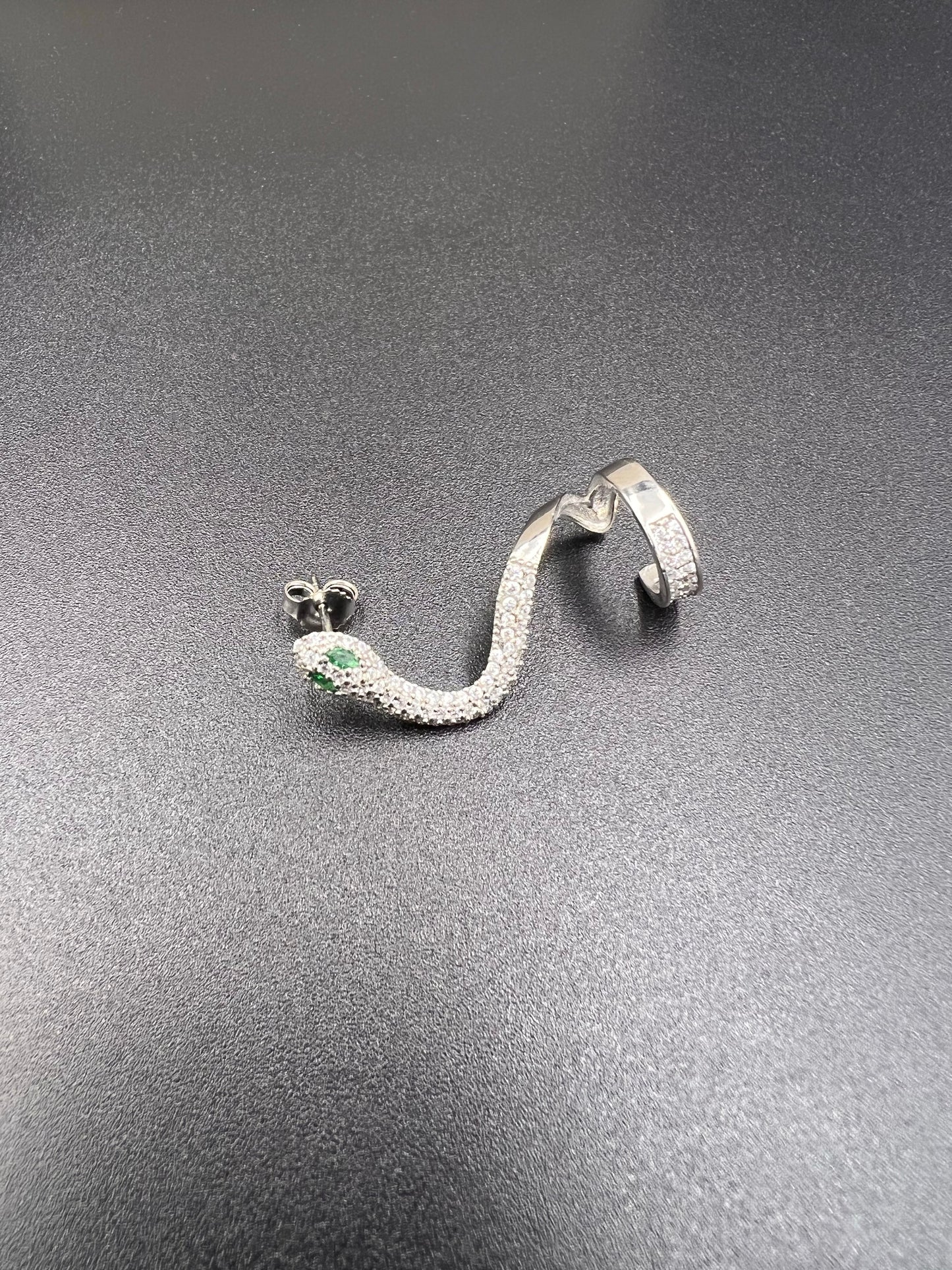 Heda Snake Shape Cartilage Earrings - heda collection