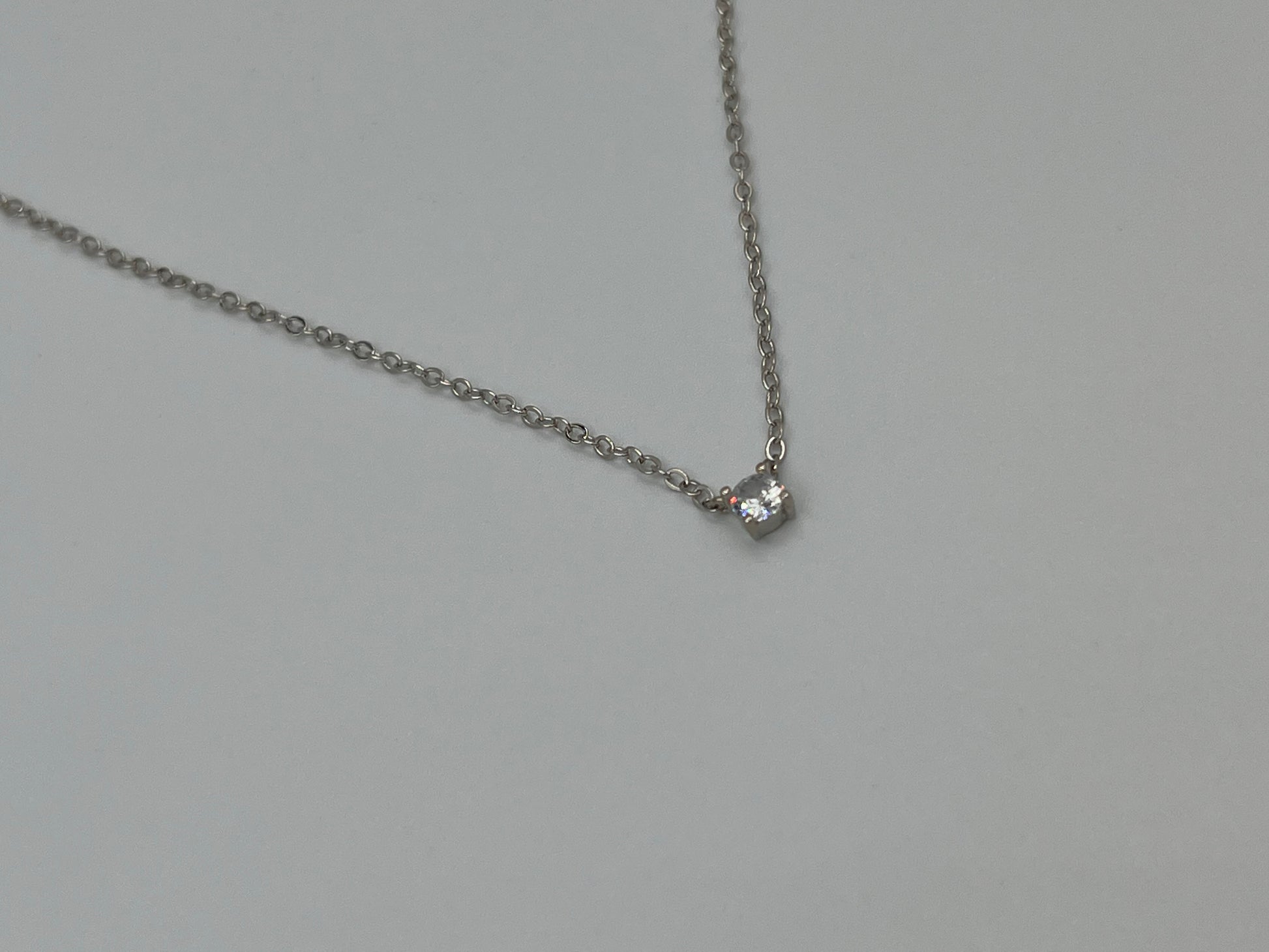 Heda Simple Diamond Necklace - heda collection